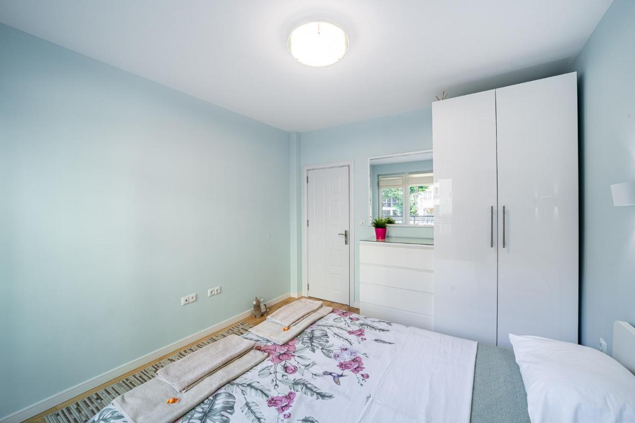 Colibri Central Apartment Várna Kültér fotó