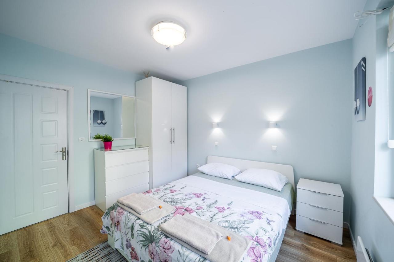Colibri Central Apartment Várna Kültér fotó